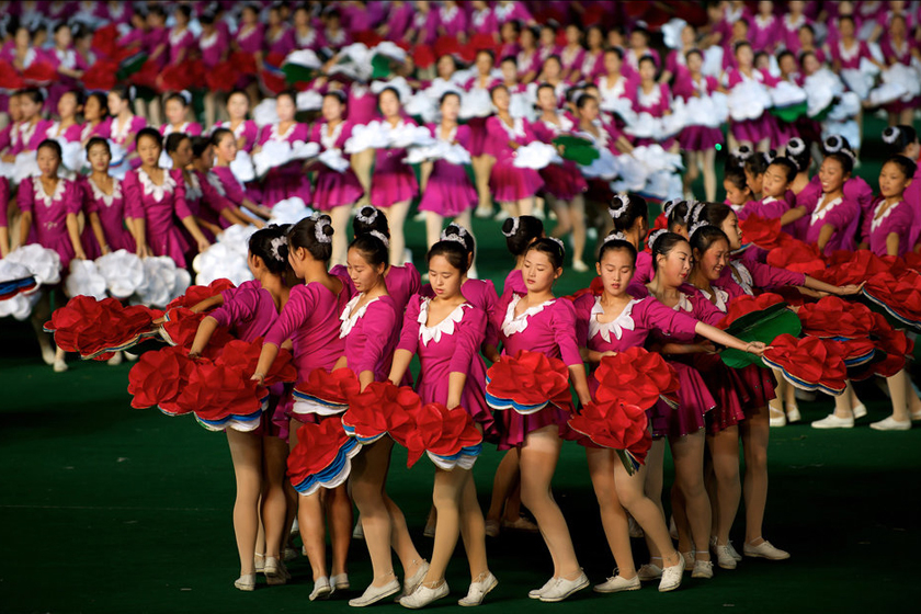 朝鲜10万人团体操