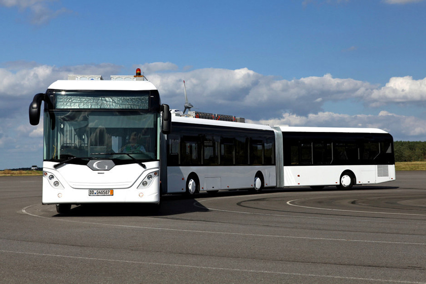 德国打造世界最大巴士 价值1000万美元长30米