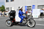 日本推出马桶摩托车 粪便做燃料时速80公里