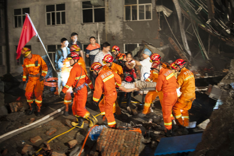 温岭巿大溪镇人口_...日,救援人员在温岭市大溪镇佛陇捷宇鞋厂房屋倒塌事故现(2)