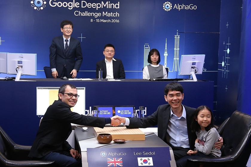 人机围棋对弈 人工智能首战获胜