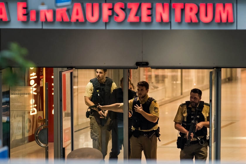 德国慕尼黑一购物中心发生枪击案 致8人死亡
