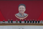 朝鲜纪念金正日逝世五周年 金正恩出席悼念仪式