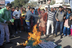 印度合同制教师举行反政府示威  