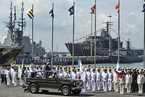 黄山舰参加新加坡海军50周年国际舰队检阅活动