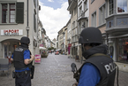 瑞士街头惊现电锯袭击事件致5人受伤 嫌犯在逃