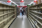 委内瑞拉政府对物价进行调控 超市被抢购一空