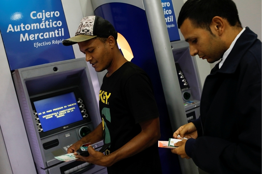 委内瑞拉新货币发布 美元汇率贬值95%
