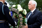 美国9.11恐袭纪念仪式 副总统彭斯敬献花圈