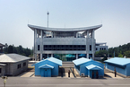 韩朝共同警备区武装解除 下月起游客可自由出入