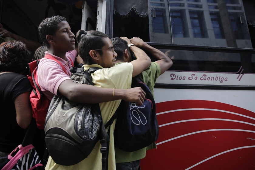 委内瑞拉遭遇新一轮电力危机 委政府称停电是
