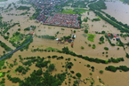 巴西东北部巴伊亚州连日暴雨引发洪涝