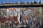 柏林墙：涂鸦见证历史