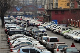 被转让的原公联顺达，背后是北京城八区近5万个路边停车位的经营权。