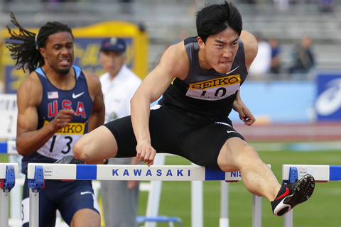 2012年5月6日下午14点45分，2012年国际田联世界挑战赛系列赛-日本川琦站赛事结束了男子110米栏争夺，中国选手刘翔轻松的以13秒09的成绩获得冠军。  Shizuo Kambayashi/东方IC 