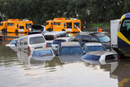 京港澳高速积水断路 3人因车辆被淹遇难