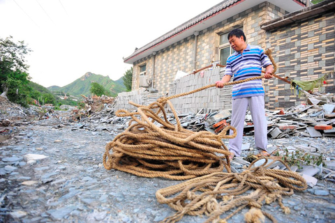 2012年7月22日，北京市防汛指挥部副指挥长潘安君说，特大暴雨已致北京约190万人受灾，其中房山区80万人。房山区政府发布官方消息，截至7月22日15:30，房山区共转移受灾群众21690人。