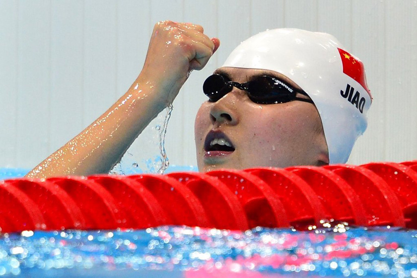 中国游泳项目伦敦大爆发。在女子200米蝶泳决赛中，中国选手焦刘洋以2分04秒06的成绩打破奥运会纪录夺得金牌，继北京奥运会获得银牌后时隔4年终于圆了金牌梦，这也是中国游泳队在本届奥运会中获得的第四枚金牌。 GABRIEL BOUYS/东方IC_奥运人物【第4期】