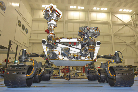 美国东部时间8月6日凌晨1时30分（北京时间6日13时30分），新型火星探测器“好奇”号计划着陆火星表面。作为一个星际间太空飞行器，“好奇”号的能量来自钚，大小只有一辆小型机动车大小，它已经从地球出发，旅行了八个半月了。