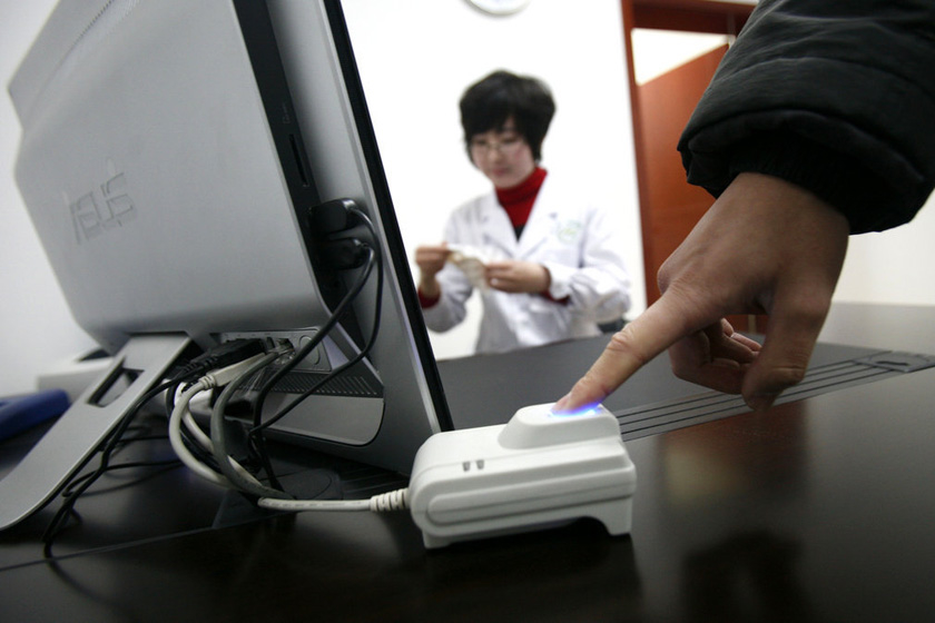 2012年9月10日，上海某医院的人类精子库。   翁磊/东方IC _记者实地探访人类精子库