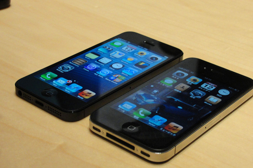 当地时间2012年9月12日，苹果在美国旧金山召开新品发布会，宣布推出新一代手机产品iPhone5，iPhone5外型与此前外界预期基本一致。  GLENN CHAPMAN/东方IC_苹果公司发布新一代手机iPhone5