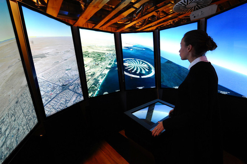 当地时间2012年10月2日，莫斯科，谷歌俄罗斯公司，员工在体验谷歌地图。  Krasilnikov Stanislav/东方IC_名企办公环境PK