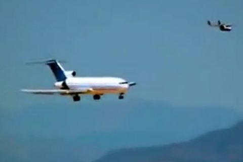 美国电视节目用波音飞机做坠机实验