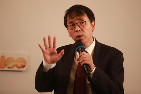 财新辩论：再救债务危机