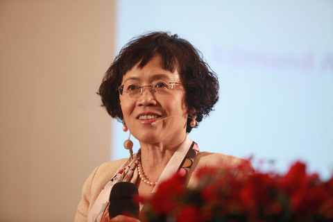 财新辩论：再救债务危机