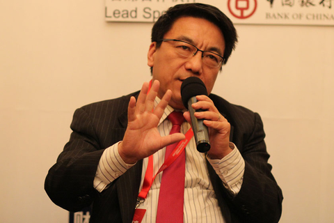 财新夜话：房地产寻找未来