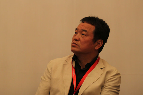 财新夜话：房地产寻找未来