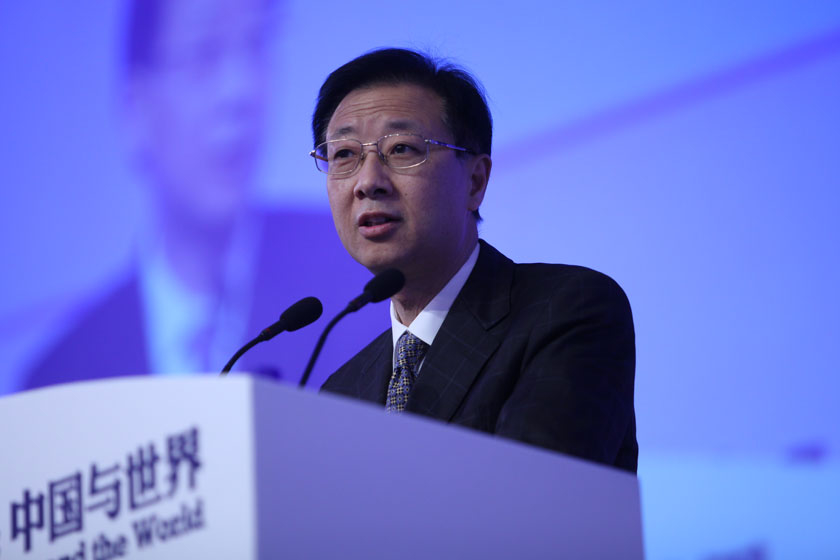11月17日，中国证券监督管理委员会副主席姜洋做主题演讲。    牛光/财新记者_议题：多层次资本市场