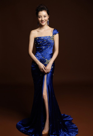 车晓：2010年1月24日，演员车晓与29岁的山西首富海鑫钢铁集团掌门人李兆会结婚，然而不到两年，两人便和平离婚。