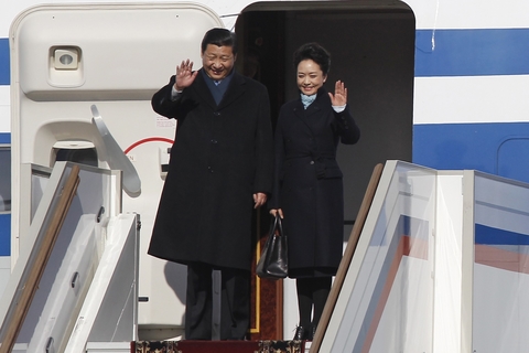 2013年3月22日，中国国家主席习近平抵达莫斯科，开始对俄罗斯进行国事访问。俄罗斯是习近平就任国家主席后出访的首个国家。