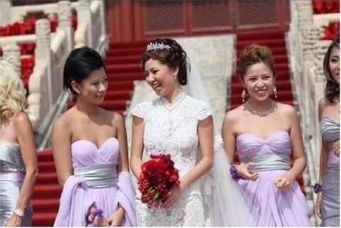 2009年9月9日，叶剑英的小孙女叶明子在太庙“人民文化宫”与美国银行家Jonathan Mork成婚。整个婚礼用红色玫瑰布置全场，突出浓郁中国风情。白色蕾丝婚纱由身为服装设计师的叶明子亲自设计。叶明子的父亲是叶剑英第三子叶选廉，原为保利集团下属凯利公司董事长兼总裁，1986年到香港经商。