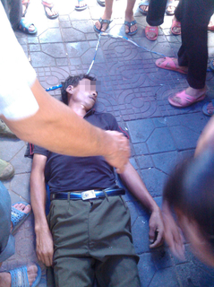 7月17日上午，湖南临武县城管局工作人员在执法过程中，与南强莲塘村村民邓正加发生争执冲突，邓正加死亡。据死者家属介绍，瓜农邓正加现年56岁，是临武县南强乡莲塘村人，拖着自家种植的西瓜来到临武县文昌路桥头叫卖时，遭到临武县城管人员暴力执法，致其当场被打死，邓正加老婆当场晕倒目前在在医院救治。