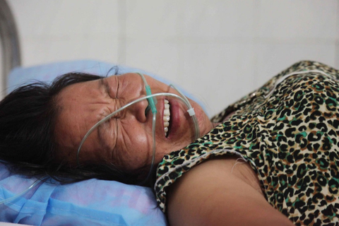 7月17日上午，湖南临武县城管局工作人员在执法过程中，与南强莲塘村村民邓正加发生争执冲突，邓正加死亡。据死者家属介绍，瓜农邓正加现年56岁，是临武县南强乡莲塘村人，拖着自家种植的西瓜来到临武县文昌路桥头叫卖时，遭到临武县城管人员暴力执法，致其当场被打死，邓正加老婆当场晕倒目前在在医院救治。