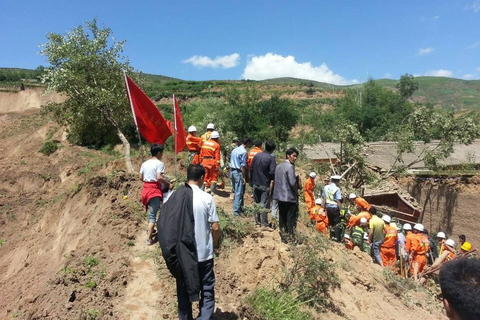 7月22日，甘肃定西地震灾区救援现场。 东方IC
