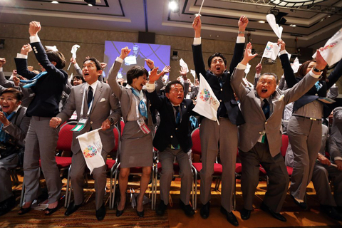 当地时间9月7日，阿根廷首都布宜诺斯艾利斯，国际奥委会主席罗格宣布，日本东京获得2020年夏季奥运会主办权。东京曾于1964年办奥运，时隔56年再主办。   CFP