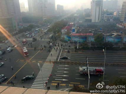 2013年11月6日7点40分左右，太原迎泽大街省委附近连续发生数起小型爆炸物爆炸，一人受伤，两车受损。