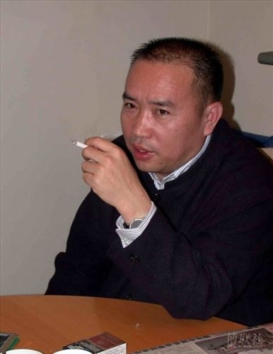 赖昌星，福建晋江人，厦门远华特大走私案主犯。