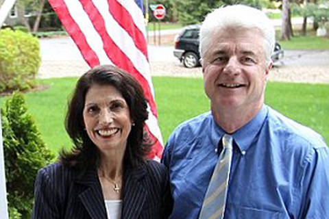 据最新消息，在ISIS公布的题为“ISIS给美国的信”视频中，于2012年11月在叙利亚被绑架失踪的美国记者James Foley被处以斩首之刑。