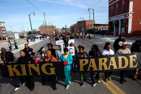 当地时间2015年1月19日,美国田纳西州孟菲斯,民众参与马丁·路德·金