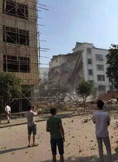 2015年9月30日，广西柳城县县城及周边连续发生多起爆炸事件。