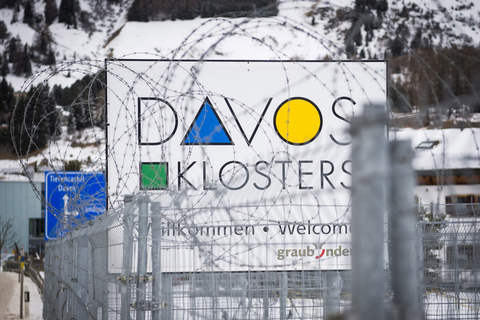 论坛临近，瑞士方面安保工作严格有序进行中。 GIAN EHRENZELLER/东方IC