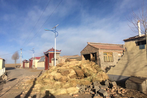 2016年01月21日,青海门源县北山乡金巴台村房屋受损. 视觉中国