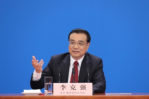 3月16日，国务院总理李克强在北京人民大会堂与中外记者见面，并回答记者提问。
