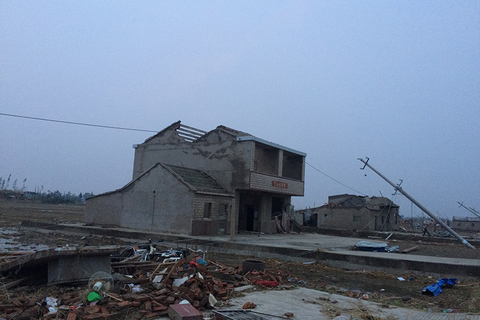 重灾区单平村所有的房屋都受损，房屋不能住人。 萧辉/财新记者
