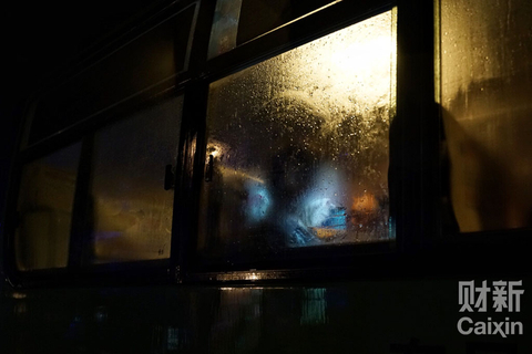 湖北省武汉市蔡甸区消泗乡，雨时大时小但下个不停。 图/财新记者 梁莹菲