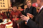 特朗普女儿伊万卡拜访中国大使馆庆祝中国农历新年